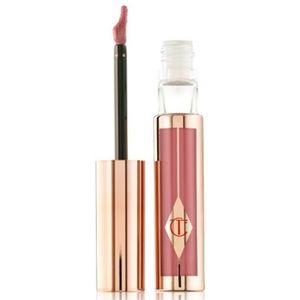 Charlotte Tilbury lipstick “Pin Up Pink”